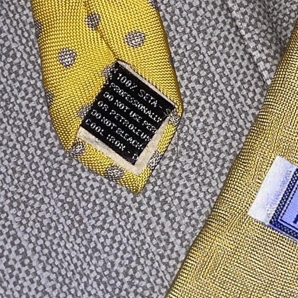 Gianni Versace Silk 90s tie Rare ! - Picture 3 of 5